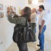 Asistentes a la exposición pictórica "Sucre Perceptible"